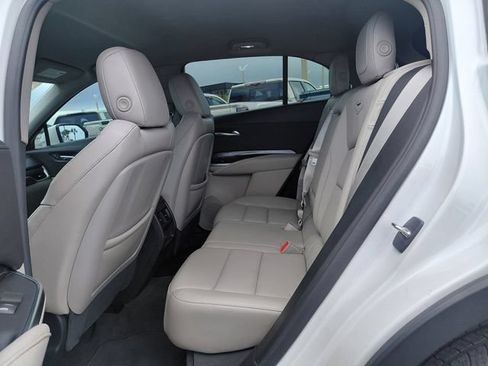 Certified 2023 Cadillac XT4 Luxury FWD image 15