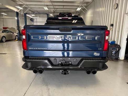 Used 2021 Chevrolet Silverado 1500 LT Trail Boss w/ Bed Protection Package AWD/4WD image 11