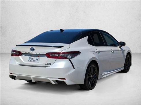 Used 2022 Toyota Camry XSE w/ Navigation Upgrade Package image 5