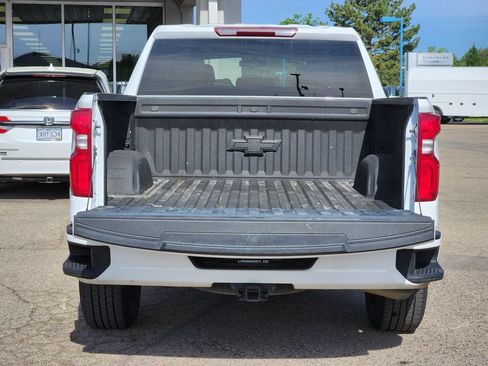 Used 2021 Chevrolet Silverado 1500 RST w/ Bed Protection Package AWD/4WD image 11