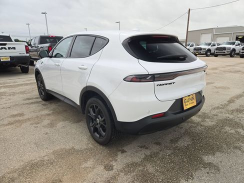 Used 2023 Dodge Hornet GT w/ GT Blacktop Package AWD/4WD image 5