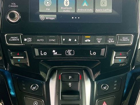 Certified 2024 Honda Odyssey Touring image 23