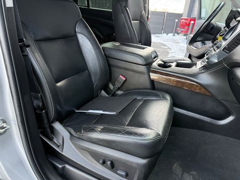 Used 2019 Chevrolet Tahoe LT image 12