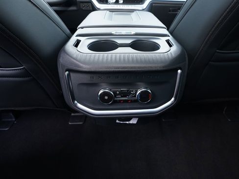 New 2026 Ford Expedition Platinum w/ Stealth Appearance Package image 22