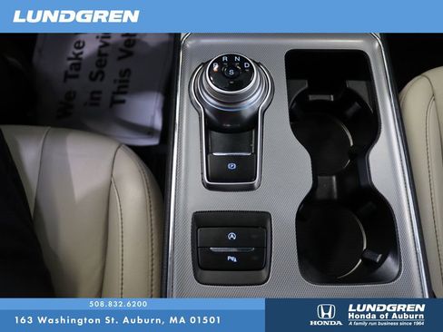 Used 2021 Ford Edge Titanium image 24