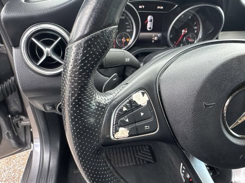 Used 2019 Mercedes-Benz CLA 250 image 25