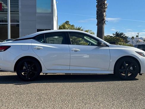 New 2025 Nissan Sentra SR w/ SR Premium Package image 4