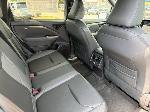 Certified 2026 Subaru Forester Wilderness AWD/4WD image 27