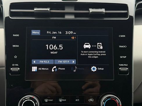 Used 2023 Hyundai Tucson SE image 27