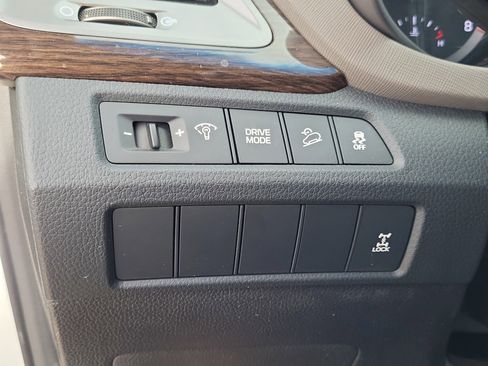 Used 2018 Hyundai Santa Fe Sport w/ 2.4L Value Package 02 image 25