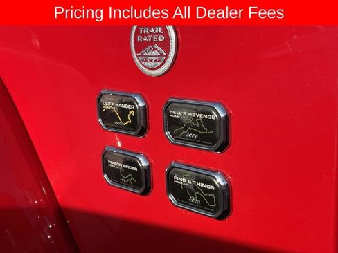 Used 2016 Jeep Wrangler Unlimited Rubicon AWD/4WD image 9
