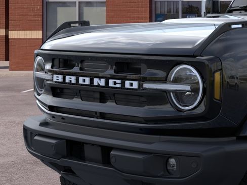 New 2026 Ford Bronco Outer Banks AWD/4WD image 19