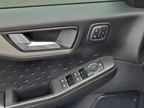 Used 2020 Ford Escape SEL FWD image 15