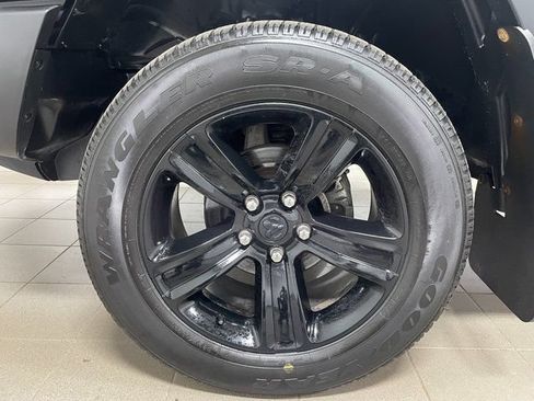 Used 2024 RAM 1500 Warlock AWD/4WD image 7