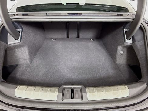 Used 2025 Porsche Taycan image 28