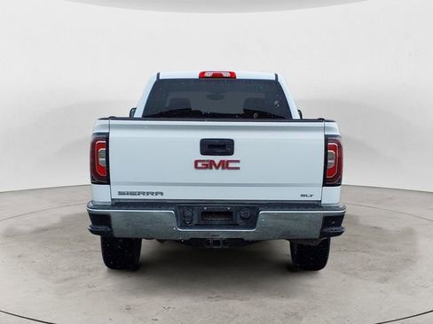 Used 2018 GMC Sierra 1500 SLT w/ SLT Premium Package AWD/4WD image 4