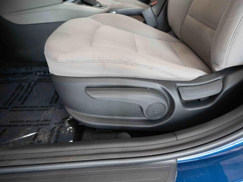 Used 2018 Hyundai Elantra Value Edition w/ Cargo Package FWD image 12