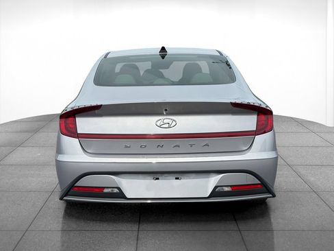 Used 2023 Hyundai Sonata SE FWD image 6
