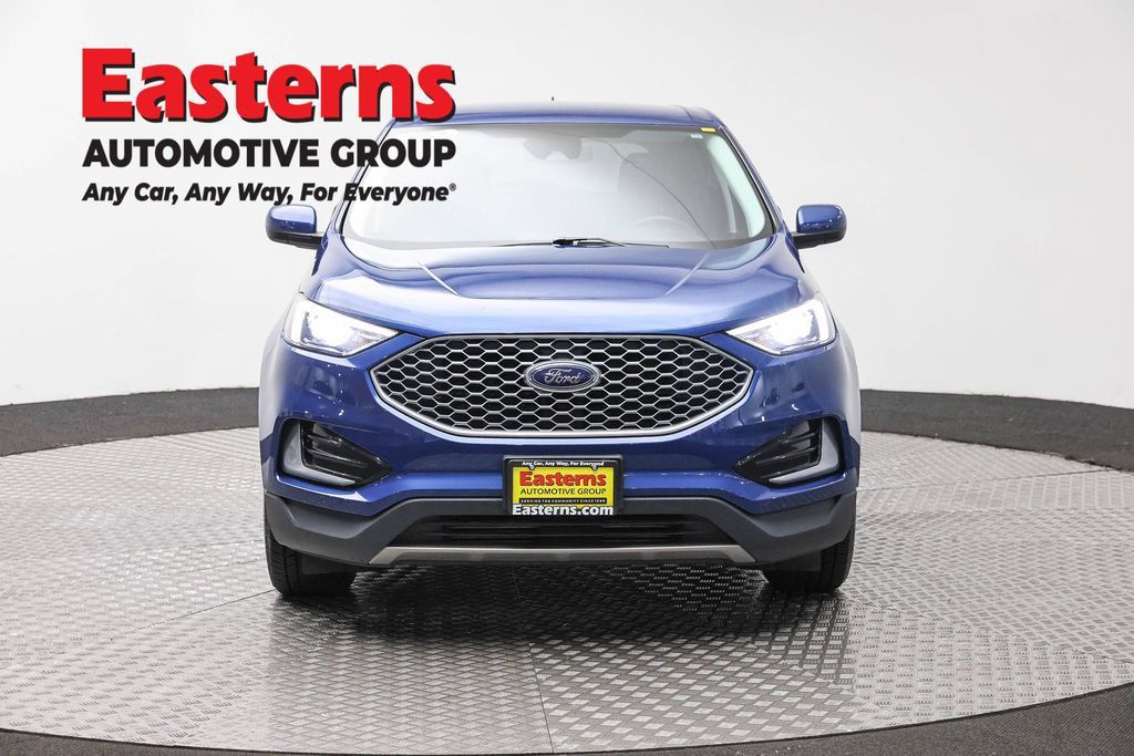 Used 2023 Ford Edge SEL AWD/4WD image 4