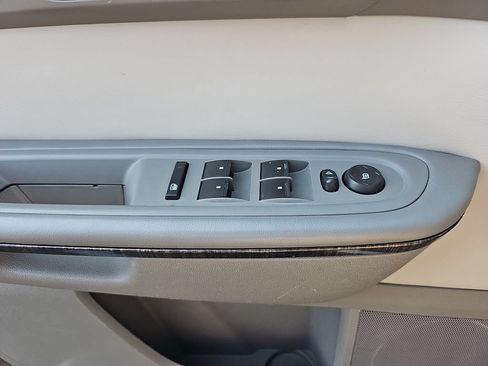 Used 2014 GMC Acadia SLT AWD/4WD image 26