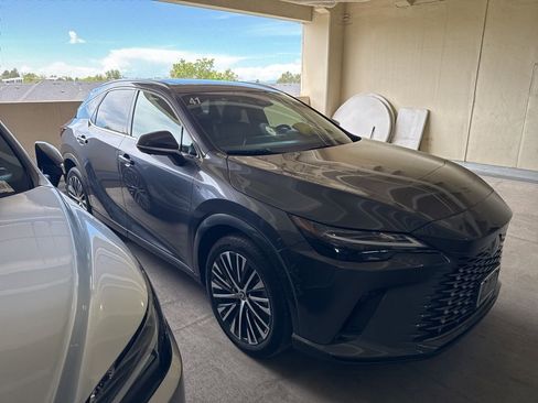Used 2025 Lexus RX 350 w/ Convenience Package AWD/4WD image 2