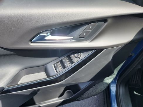 New 2026 Chevrolet Equinox LT image 12