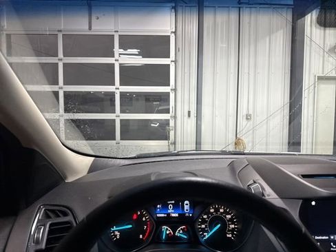 Used 2018 Ford Escape SEL FWD image 7