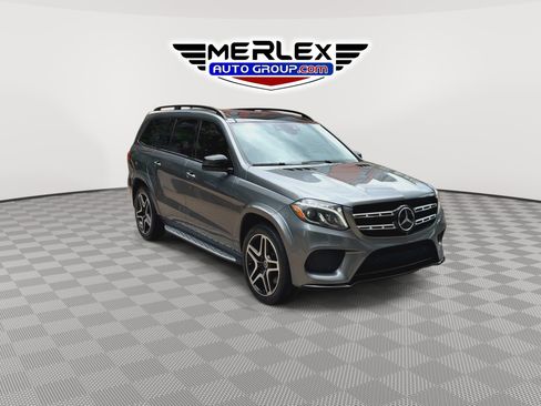 Used 2018 Mercedes-Benz GLS 550 4MATIC image 2