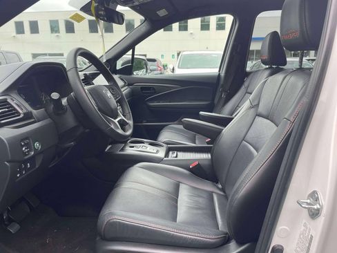 Certified 2023 Honda Passport TrailSport image 15