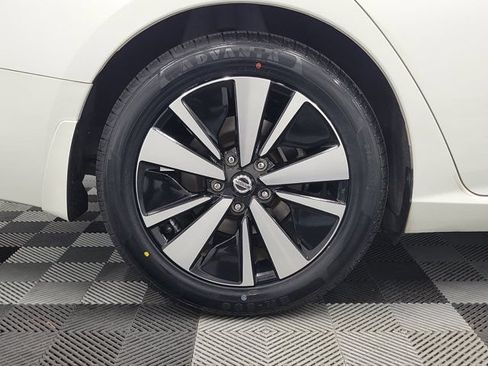 Used 2021 Nissan Altima 2.5 SV FWD image 7