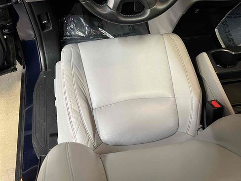 Used 2019 Honda Odyssey EX-L image 34