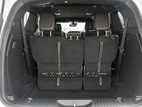 New 2026 Chrysler Pacifica Select AWD/4WD image 9