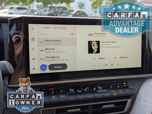 Used 2025 Toyota Camry XLE w/ Premium Package image 7