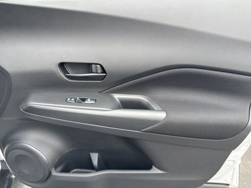 Certified 2023 Nissan Kicks S image 22