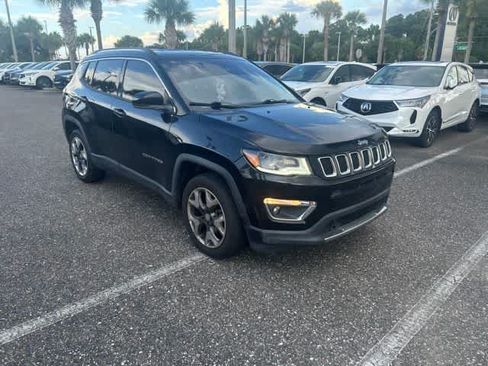 Used 2018 Jeep Compass Limited w/ Navigation Group AWD/4WD image 8