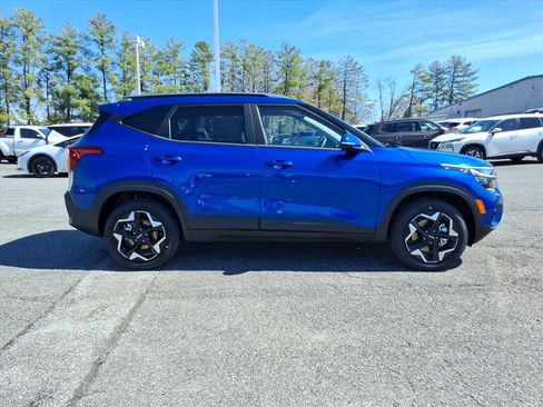 New 2026 Kia Seltos S image 3