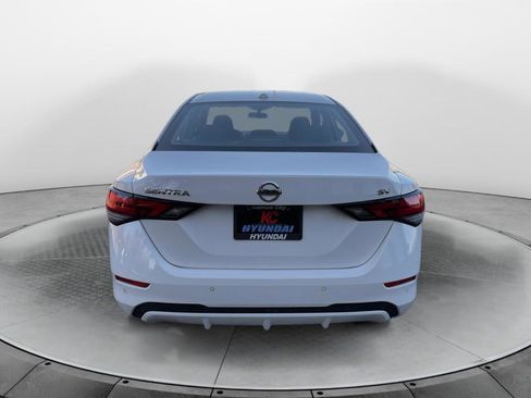 Used 2022 Nissan Sentra SV image 4