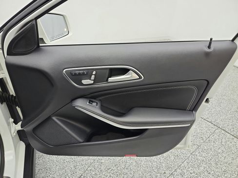 Used 2019 Mercedes-Benz GLA 250 image 20