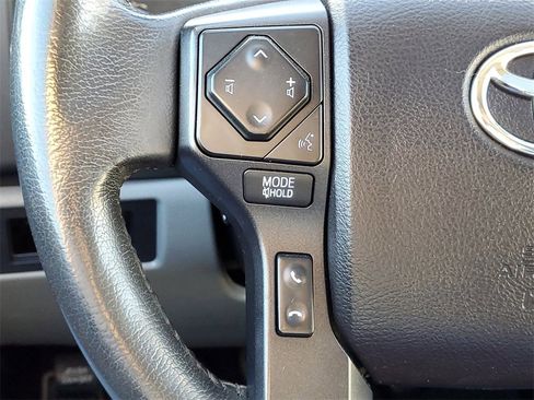 Used 2020 Toyota Sequoia Platinum image 25