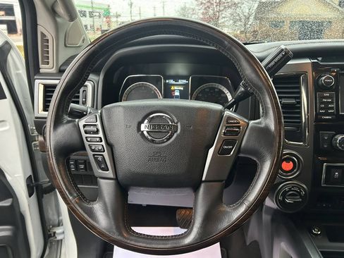 Used 2016 Nissan Titan Platinum Reserve image 16
