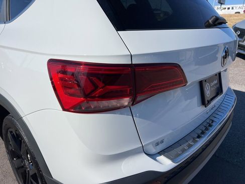 Used 2023 Volkswagen Taos SE image 12