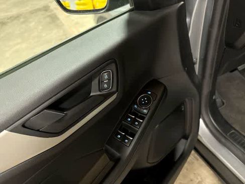 Used 2022 Ford Escape S AWD/4WD image 22