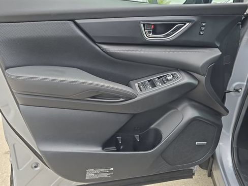 Used 2024 Subaru Ascent Limited w/ Technology Package AWD/4WD image 19