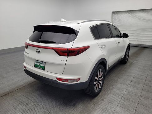 Used 2018 Kia Sportage EX image 9