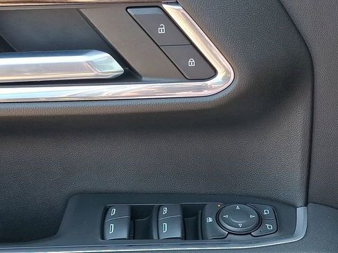 Used 2022 Chevrolet Silverado 1500 LT Trail Boss w/ LT Trail Boss Premium Package image 22