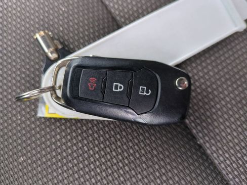 Used 2022 Ford F250 XL w/ STX Appearance Package image 34