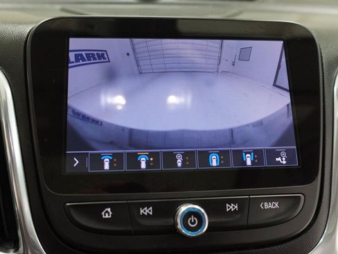 Used 2020 Chevrolet Equinox Premier FWD image 18