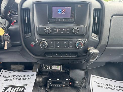 Used 2015 Chevrolet Silverado 2500 W/T AWD/4WD image 21