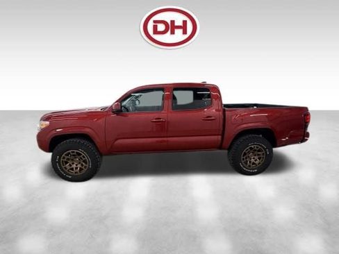 Used 2023 Toyota Tacoma SR AWD/4WD image 9