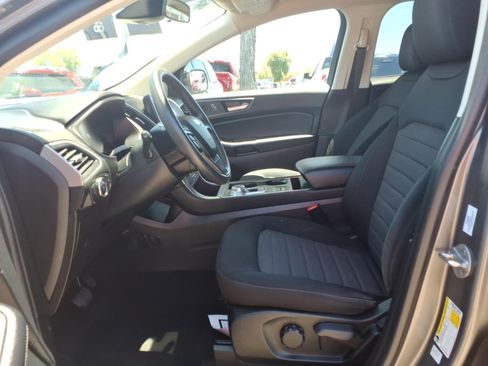 Certified 2022 Ford Edge SE w/ Black Appearance Package AWD/4WD image 22